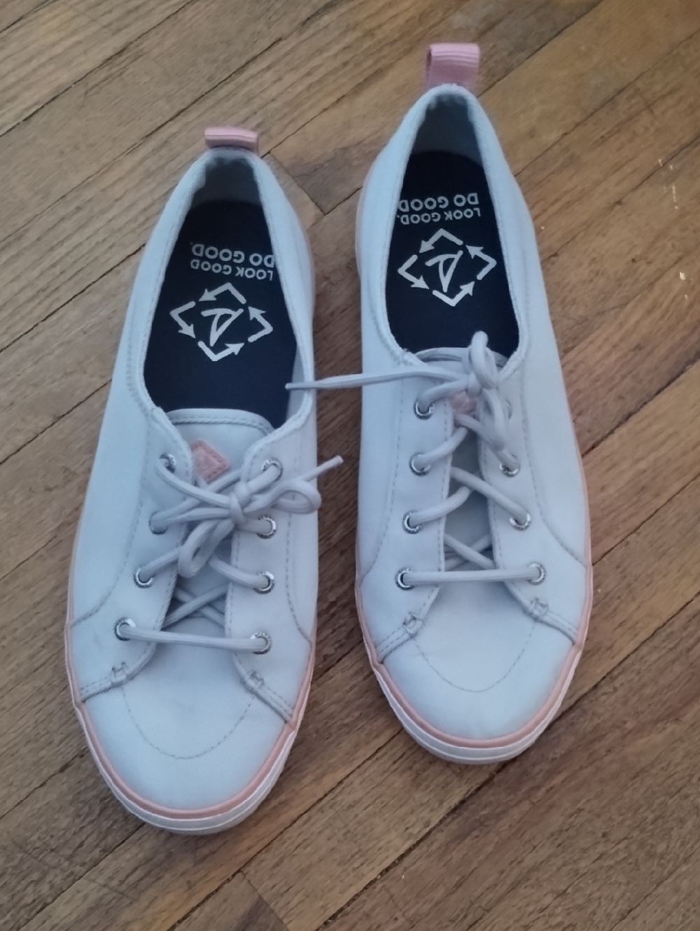 Sperry Sneakers